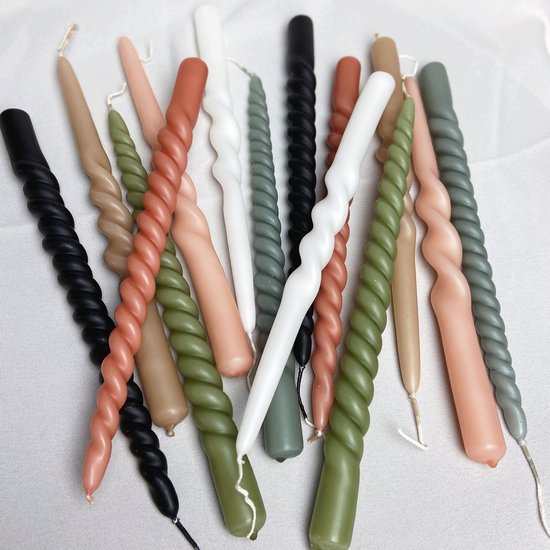 Bougies en forme de tourbillon rose