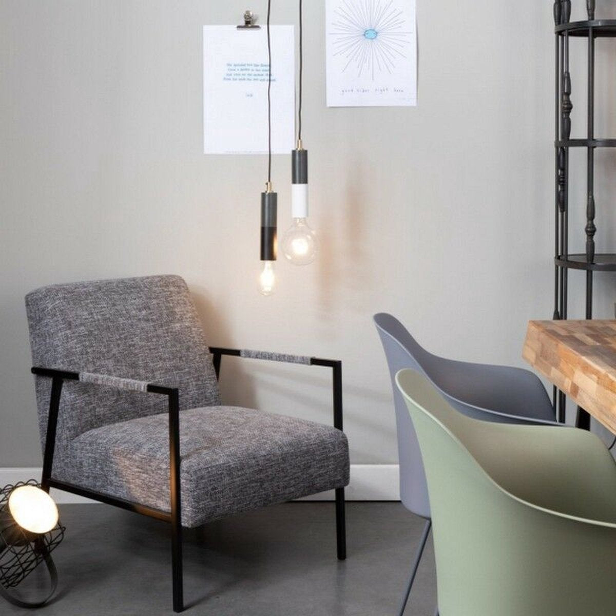 Feliz Lifestyle Yuna Lampe suspendue noire - Longueur du cordon 1,40 m - 230 V - 13 W - 12x12x160,50cm