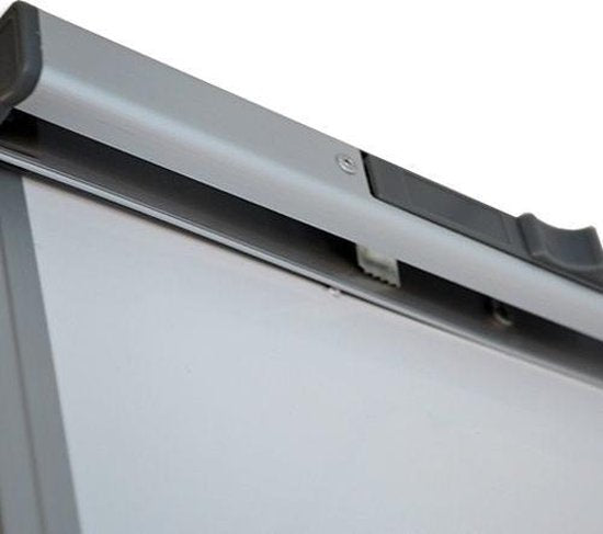 Tableau de conférence avec trombone - 70 x 100 cm - Surface du tableau magnétique et inscriptible