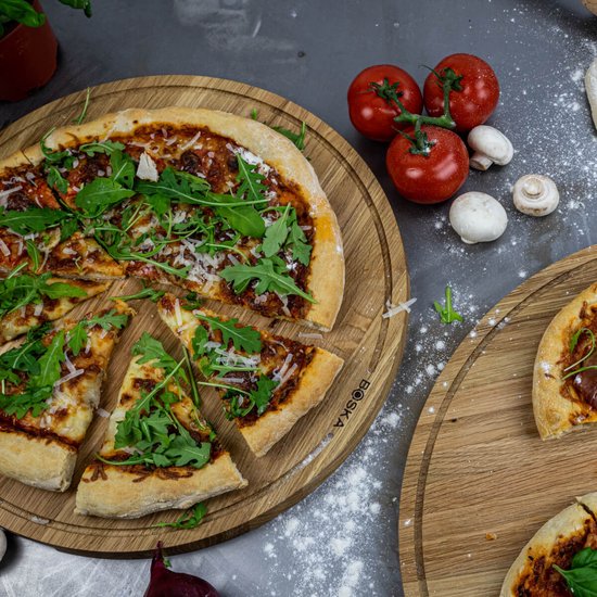 Boska Pizza Plank Friends XL - Accessoires barbecue - Bois de chêne - Bac de récupération pratique - Ø 40 cm