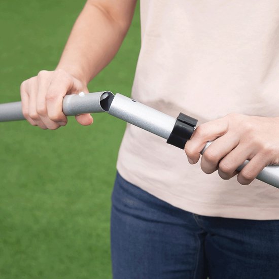Bestway Pool Cleaning Kit - Gardez votre piscine propre et prête à l'emploi