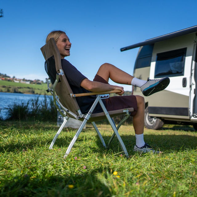 Chaise de camping pliable AMA Relax - Dossier réglable sur 4 positions - Aluminium et bambou - 53 x 62 x 100 cm - Jusqu'à 130 kg