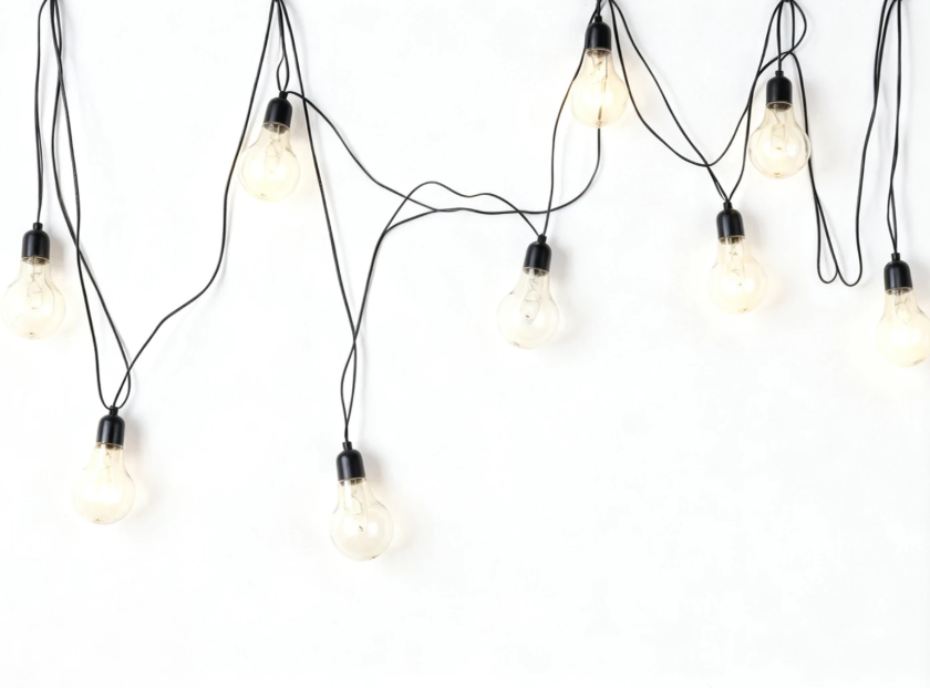 Guirlande lumineuse LED noire - 10 ampoules - E27 - Blanc chaud - 570 cm