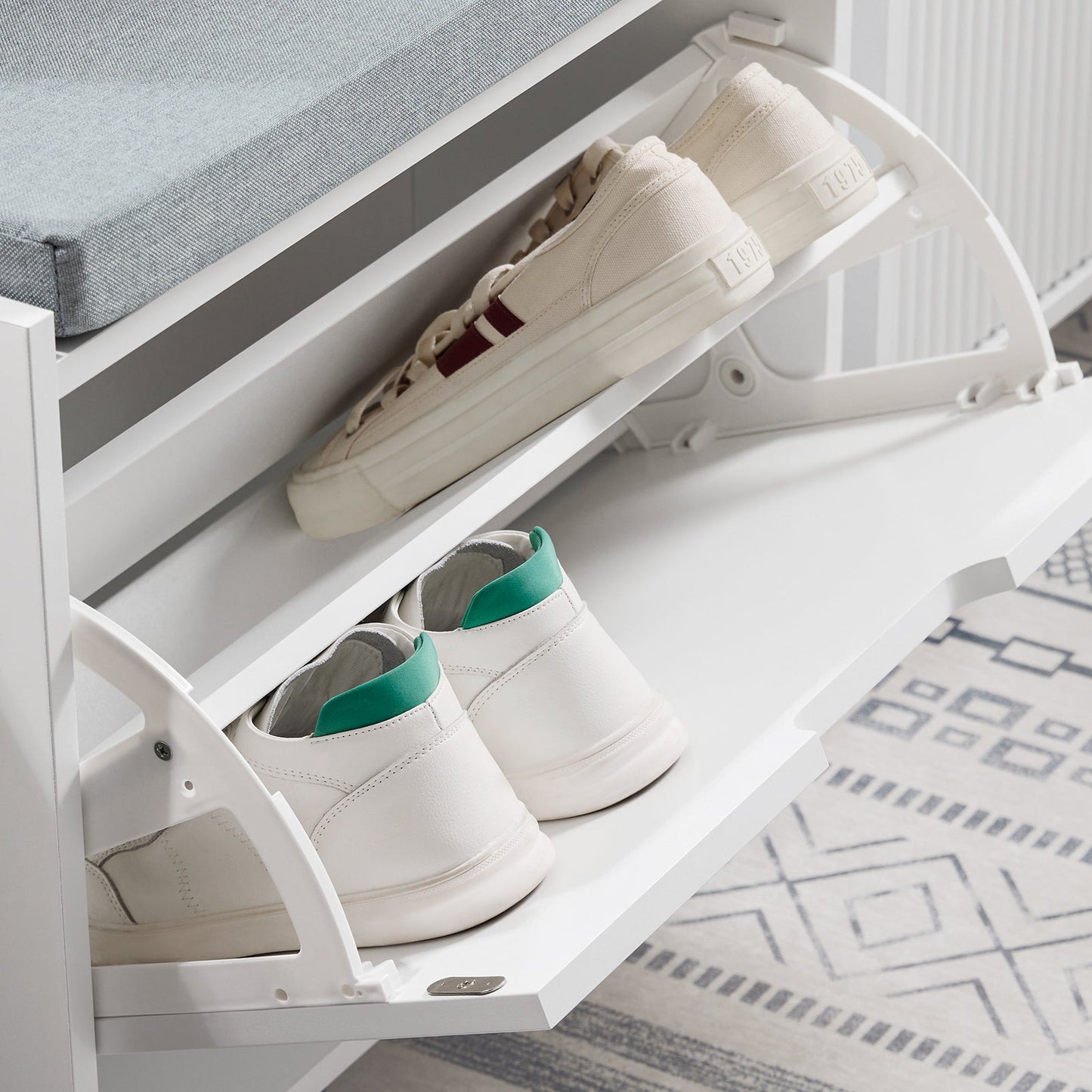 Sobuy Banc pour chaussures avec rangement et coussin - Blanc - 60 x 24 x 52 cm - SoBuy FSR151-K-W