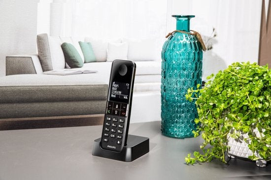 Philips D4701B Téléphone DECT sans fil - Ecran 4,6 cm - Plug-and-Play - Design optimisé - Noir