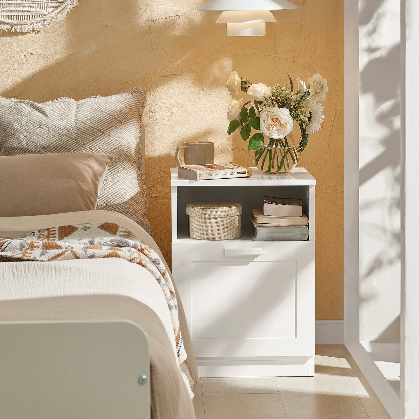 SoBuy Table de chevet - avec compartiment ouvert et tiroir - max. 30 kg - 39 x 38 x 55 cm - blanc