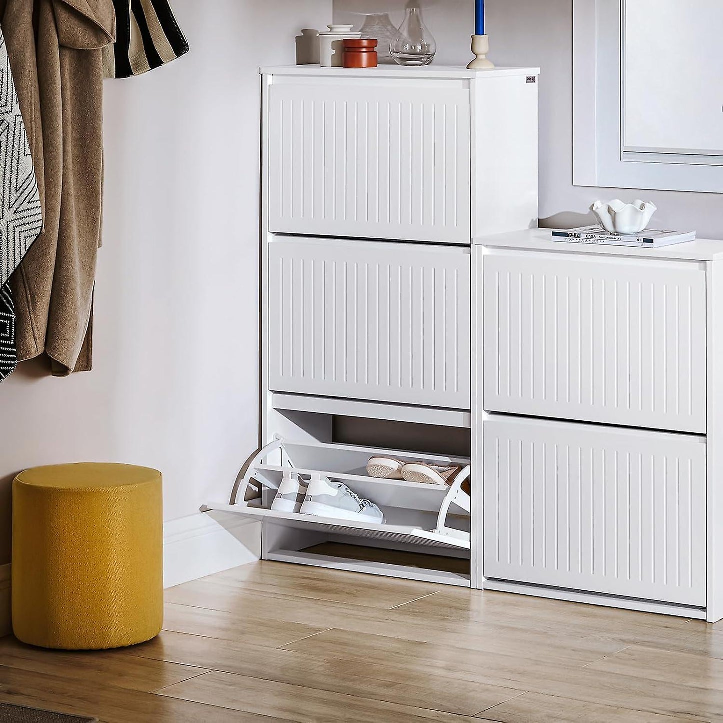 SoBuy Meuble à chaussures - FSR165-H-W - MDF - Max. 26kg. - 61x26x120cm - Blanc