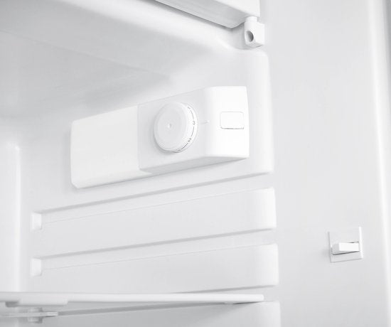 Tomado TRT5501W Réfrigérateur de table à faible consommation d'énergie - 109 litres - Avec compartiment congélateur - 55 cm de large - Silencieux : 37 dB - Éclairage LED - Classe énergétique C - Modèle autonome - Blanc