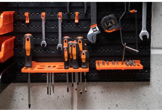 BLACK+DECKER Panneau à outils avec bacs de rangement et crochets - 98 x 23 x 43 cm - 43 pièces - Panneau mural à outils