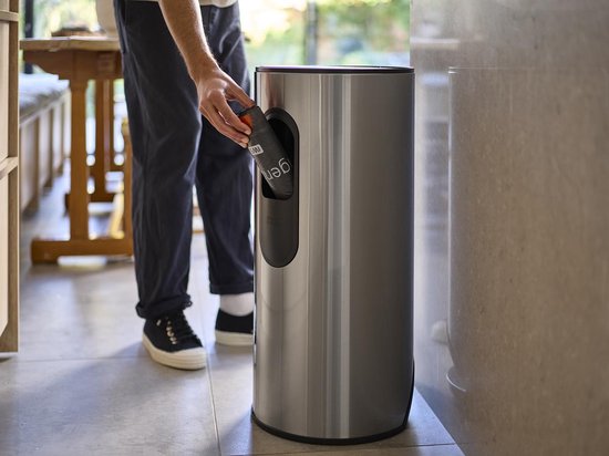 Joseph Joseph Arc 30 litres poubelle à pédale fine avec sac intérieur - acier inoxydable