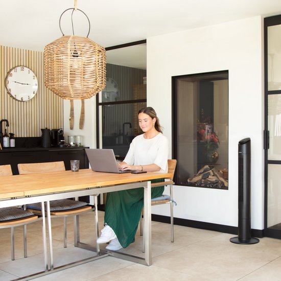 VONROC Luxury Fan - Ventilateur de tour - hauteur 110 cm - télécommande incluse - 3 vitesses - fonction swing - minuterie de 15 heures - noir