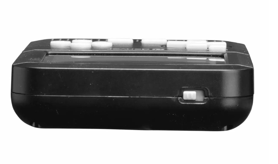 Denver GMP-322 Retro Gamepad Console - Écran IPS 2,8 pouces - 150 jeux intégrés - 640 x 480 - Noir