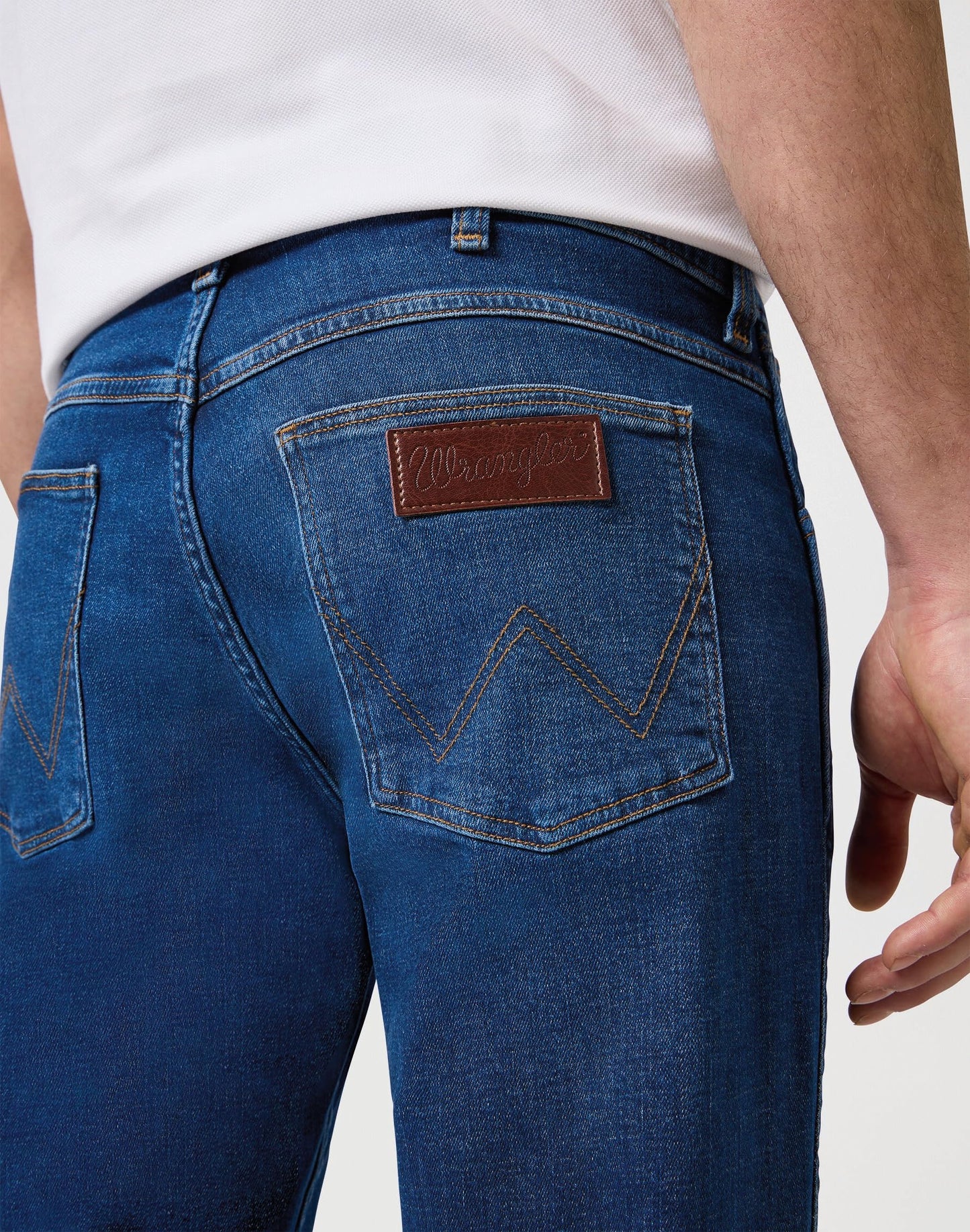 Jean Wrangler Greensboro pour homme - coupe droite classique - bleu - W32 L34