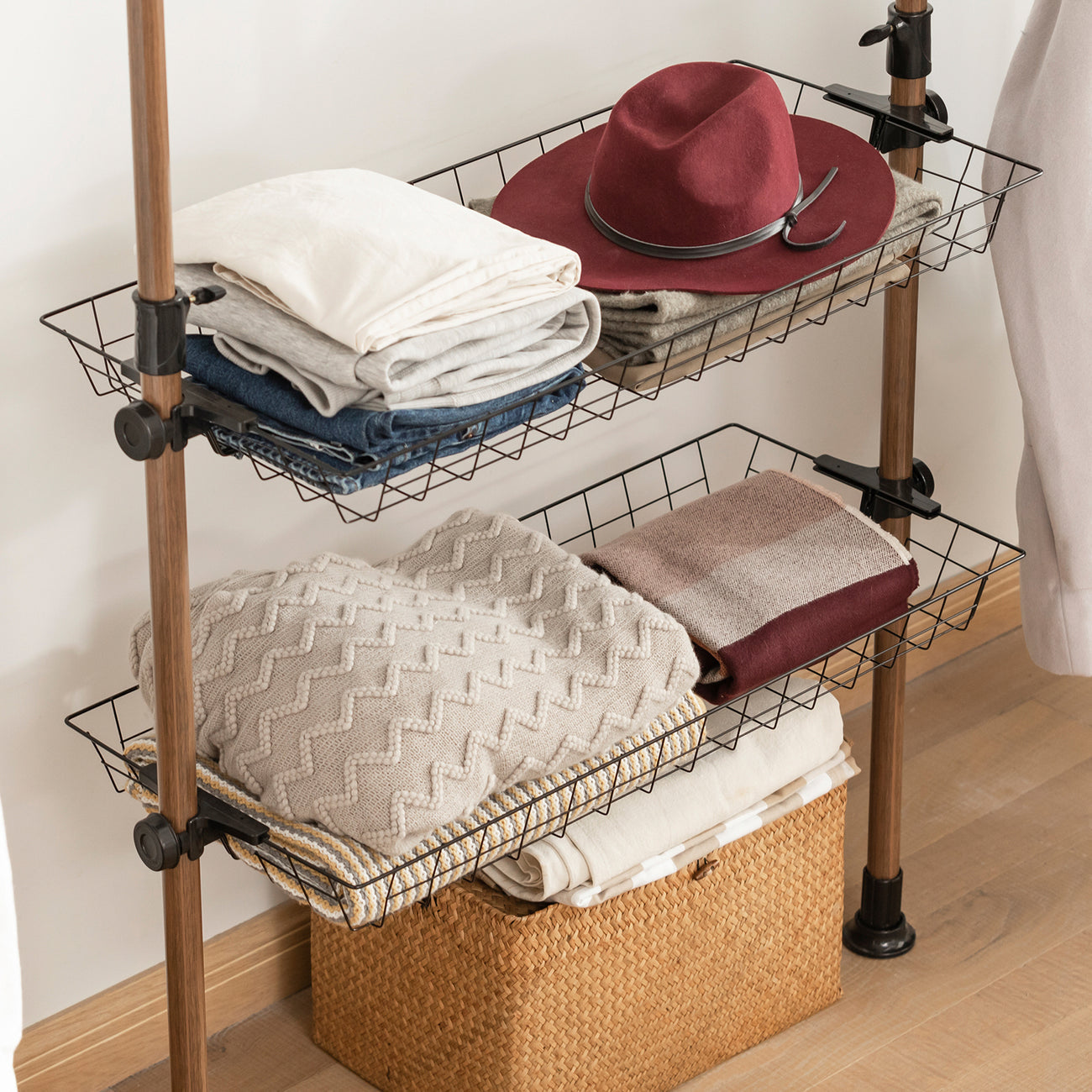 SoBuy KLS04 Porte-vêtements - 4 étagères - réglable - 305 x 5 x 270 cm - marron