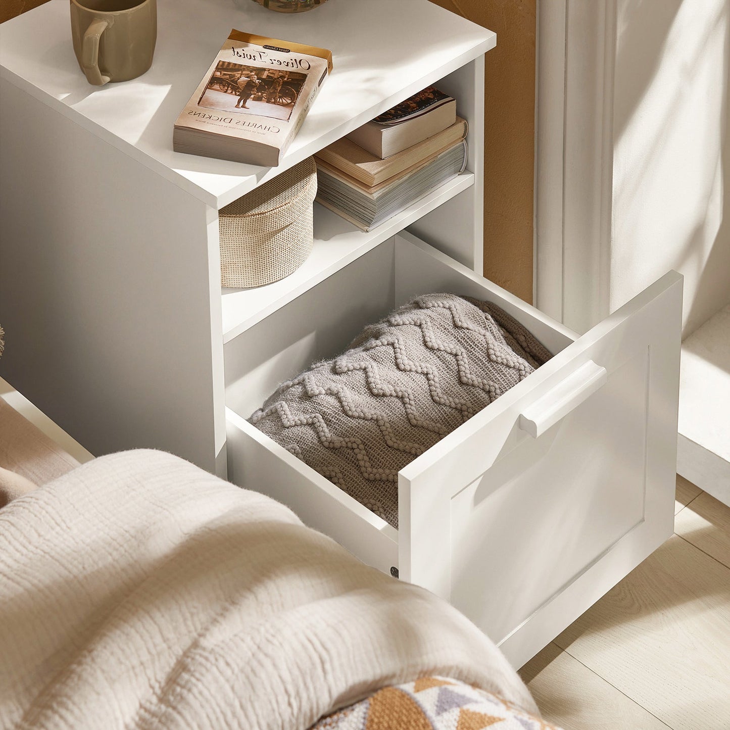 SoBuy Table de chevet - avec compartiment ouvert et tiroir - max. 30 kg - 39 x 38 x 55 cm - blanc