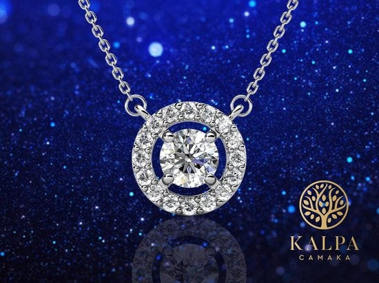 Yolora Collier pour femmes avec pendentif rond et cristaux Kalpa Camaka - couleur argent - plaqué or blanc 18K - Cadeau de fête des mères