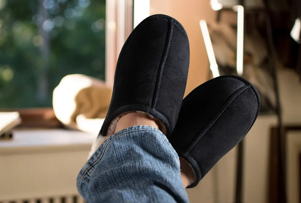 Pantoufles pour homme Milanoro, pointure 45-46 - Fausse fourrure - Micro-suède - Noir