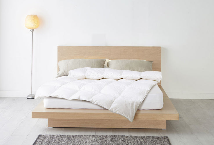 Couette de luxe en duvet de canard H&C pour toute l'année - 155 x 220 cm