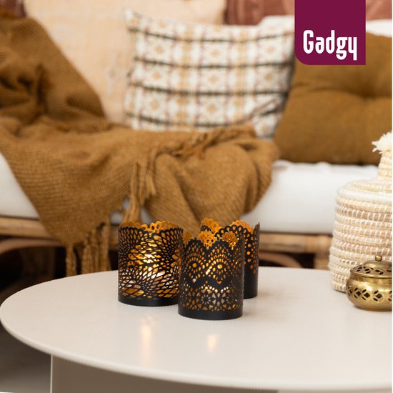 Gadgy Porte-lampions rond - Lot de 3 Porte-lampions Décoration Salon - Lumière d'ambiance à l'intérieur - Porte-bougies pour bougies 8.5x10.5 cm - Lampe à vent en métal - Noir/Or - Cadeau pour Femme - Motif Dentelle