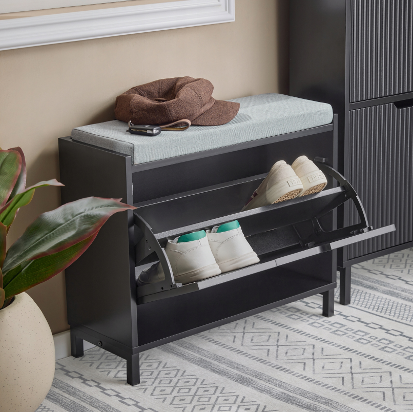 SoBuy Meuble à chaussures - Porte pliante avec 2 étagères réglables - Capacité de 113 kg - 60 x 24 x 52 cm - Noir