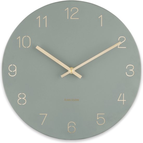 Horloge murale Karlsson Charm - Chiffres gravés, vert jungle - Petite - Ø 30 cm - Horloge murale scandinave