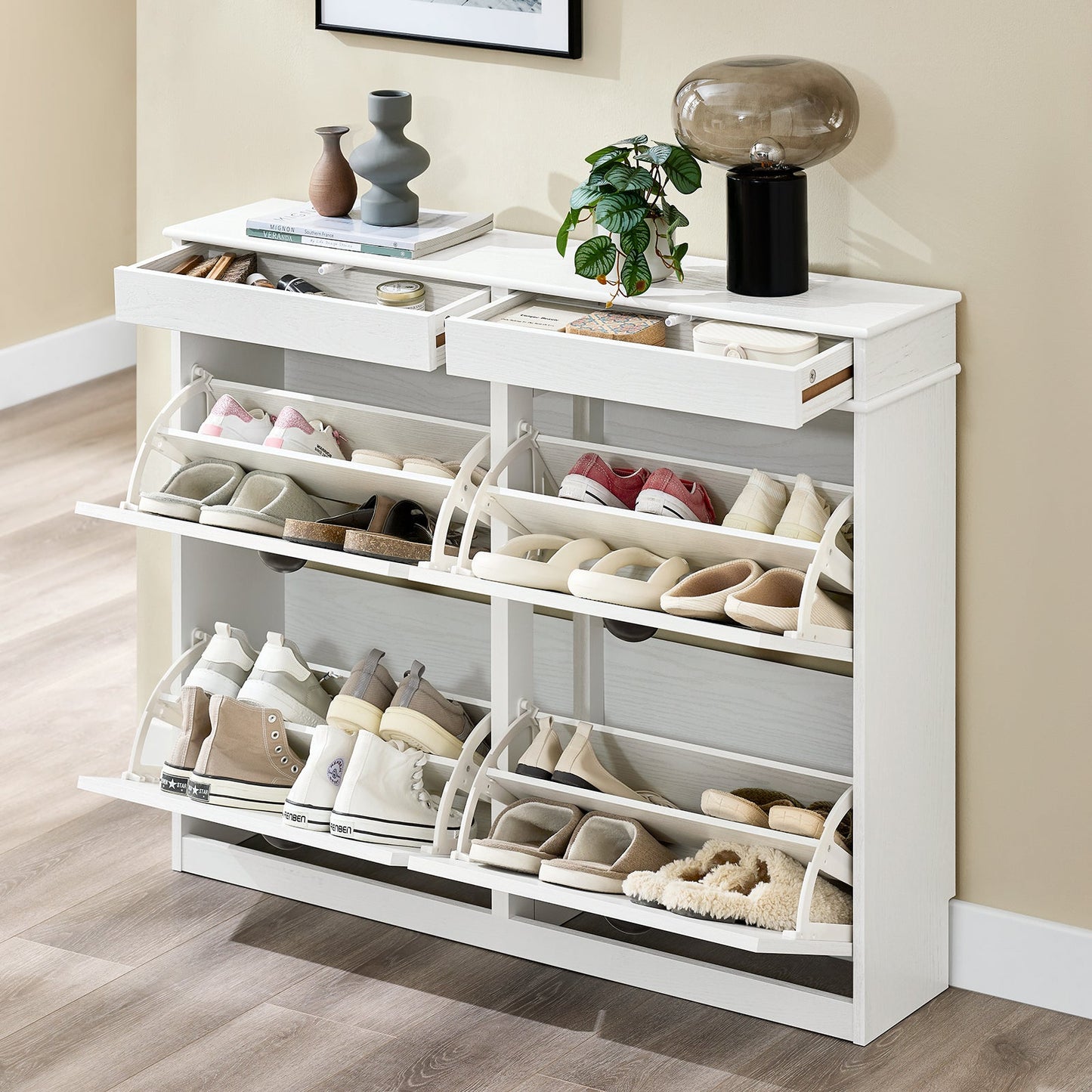 SoBuy Armoire à chaussures FSR79-WG - 4 volets - 103 x 23 x 82 cm - Blanc avec effet bois antique - Support pour 16 paires de chaussures