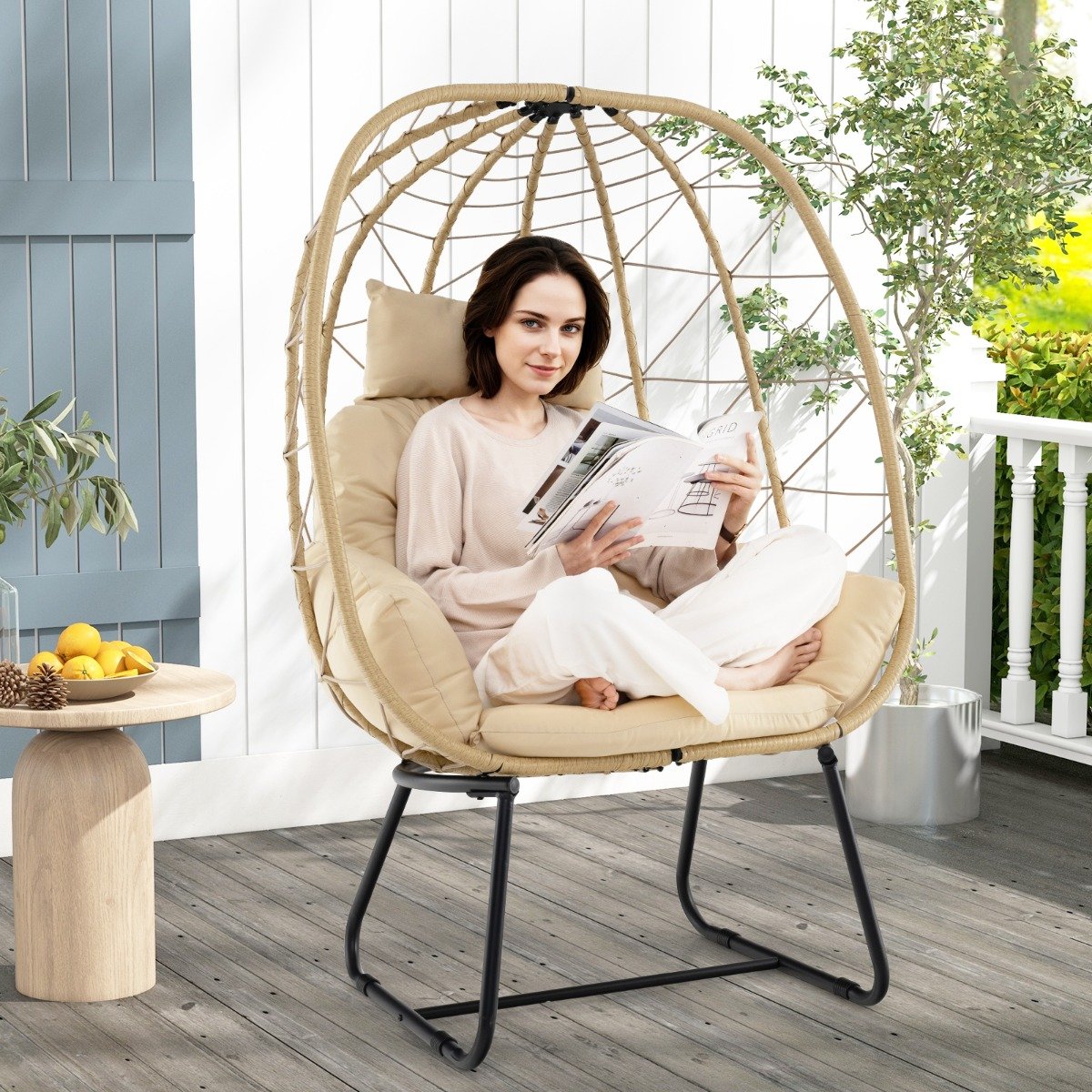 Chaise longue d'intérieur et d'extérieur beige