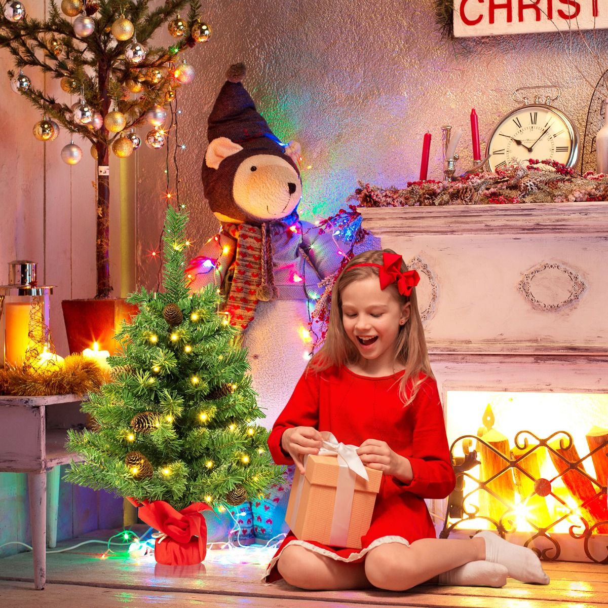 Coast Artificial Christmas Tree with Led Lights and Pine Cones - Sapin de Noël de table avec socle en ciment - Vert - 64 cm