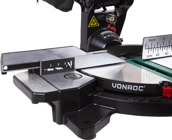 VONROC Tronçonneuse - Scie à onglet - 1700W - Ø216MM - 4900 /min - Avec laser, rallonges de table et réglage de la profondeur - Lame de scie et serre-pièce inclus
