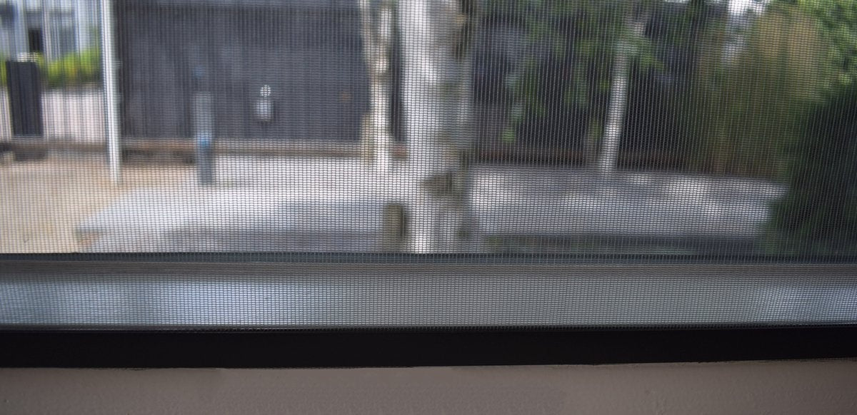 O'DADDY® Magnetische Raamhor - 130x150 cm - Aanpasbaar Vliegengaas - Eenvoudig Installatieproces - Horrengaas - Duurzaam en Veelzijdig - Strakke Witte Rand met Zwart Gaas