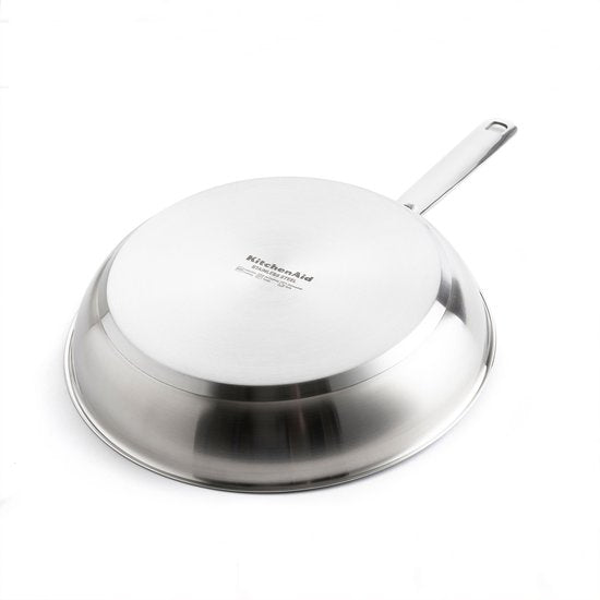 Ensemble de poêles en acier inoxydable KitchenAid, 3 pièces, 20/24/28 cm - Revêtement antiadhésif sans PFAS - Ensemble de poêles compatible induction - Poêle en céramique - Résistant au four jusqu'à 220 °C - Argent