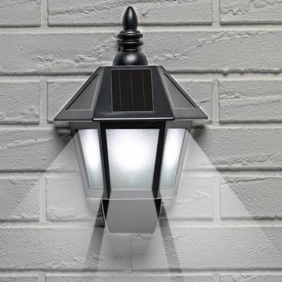 Applique murale LED Grundig Solar à effet flamme et lumière blanche froide - 2 modes - Alimentation solaire - IP44 - 6 à 8 heures