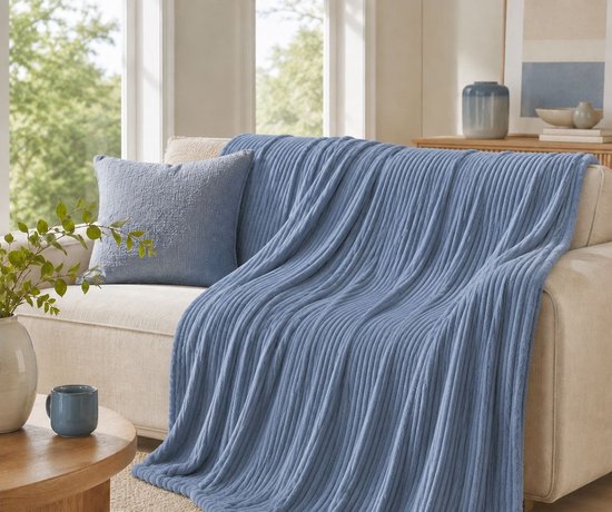 Couverture en polaire Ceruzo 150 x 200 cm – Bleu denim – Plaid douillet – Couverture d'intérieur