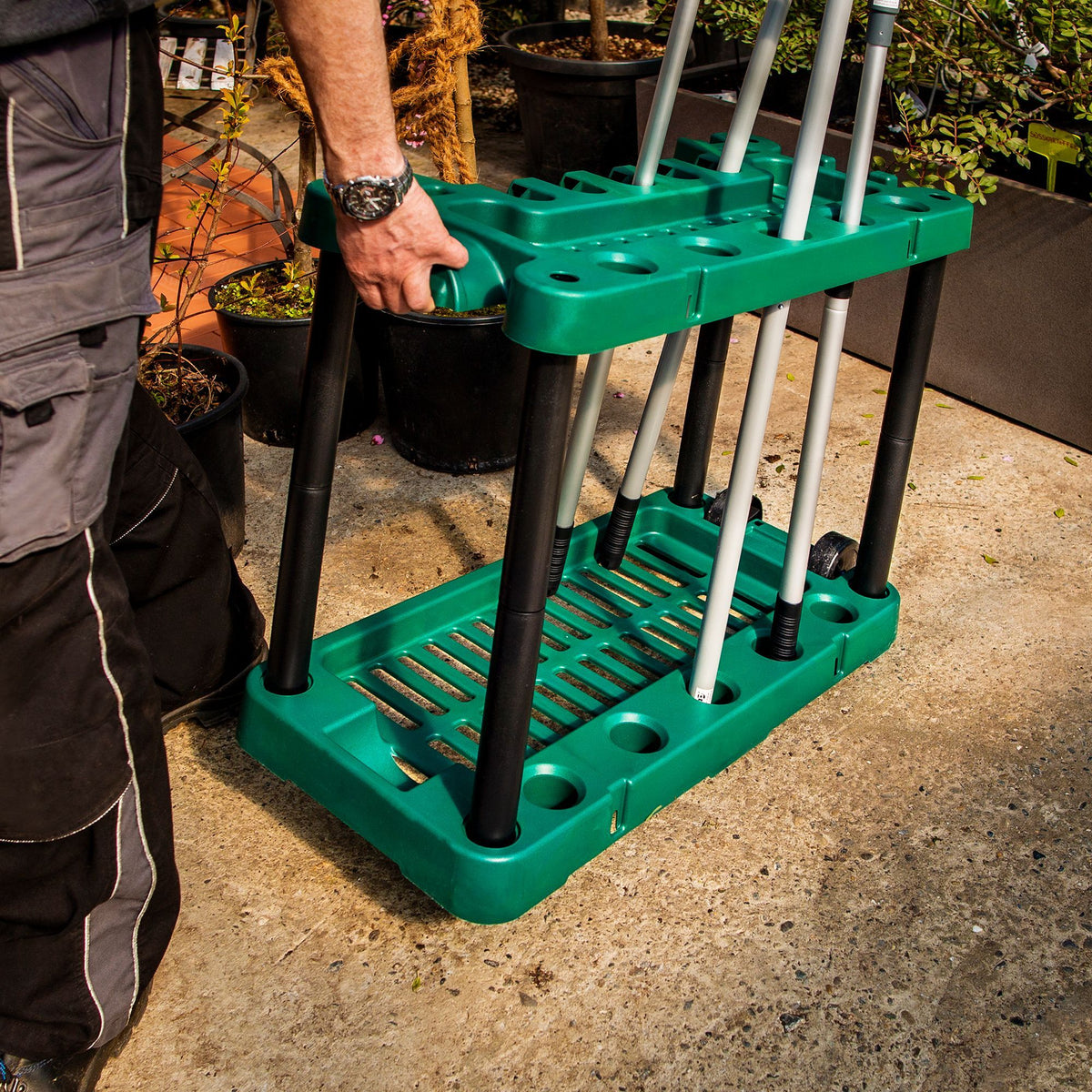 Porte-outils UPP à roulettes - Jusqu'à 10 outils - 36 x 76 x 58,5 cm - Vert