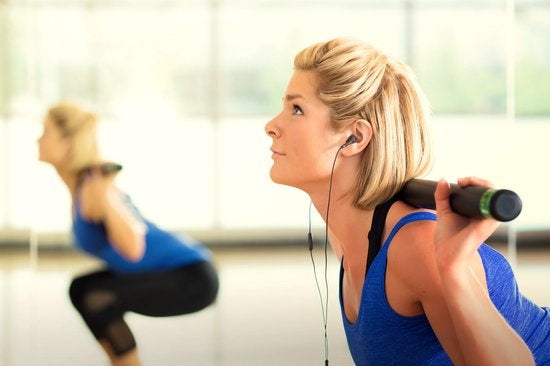 Écouteurs intra-auriculaires Motorola Sound - 2-S - Noir - Isolation phonique - Port confortable et léger - Écouteurs avec fil - Microphone en ligne - Appels mains libres