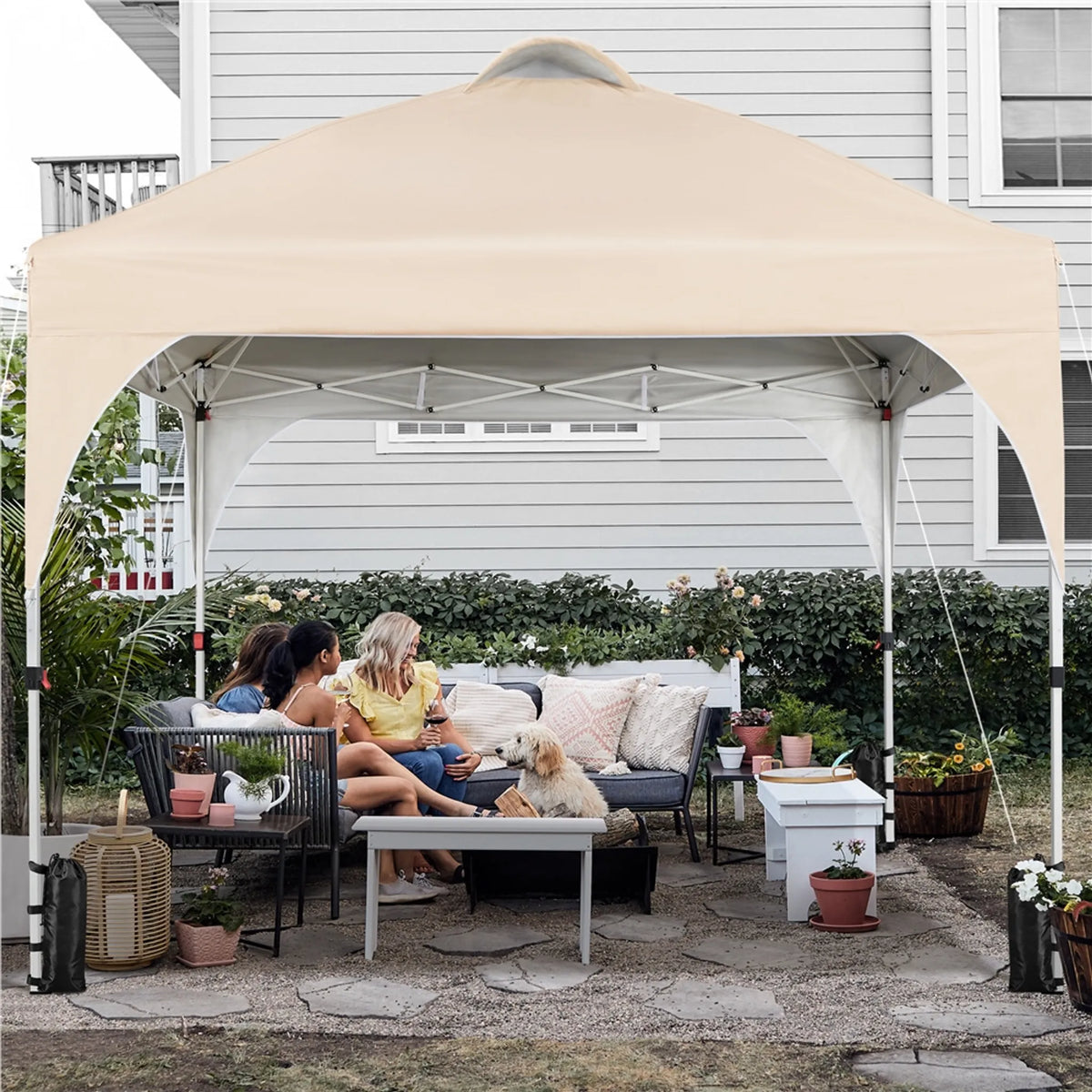 Pavillon pop-up Yaheetech 3 × 3 m, hauteur réglable, avec sac à roulettes, sacs de sable et piquets, beige