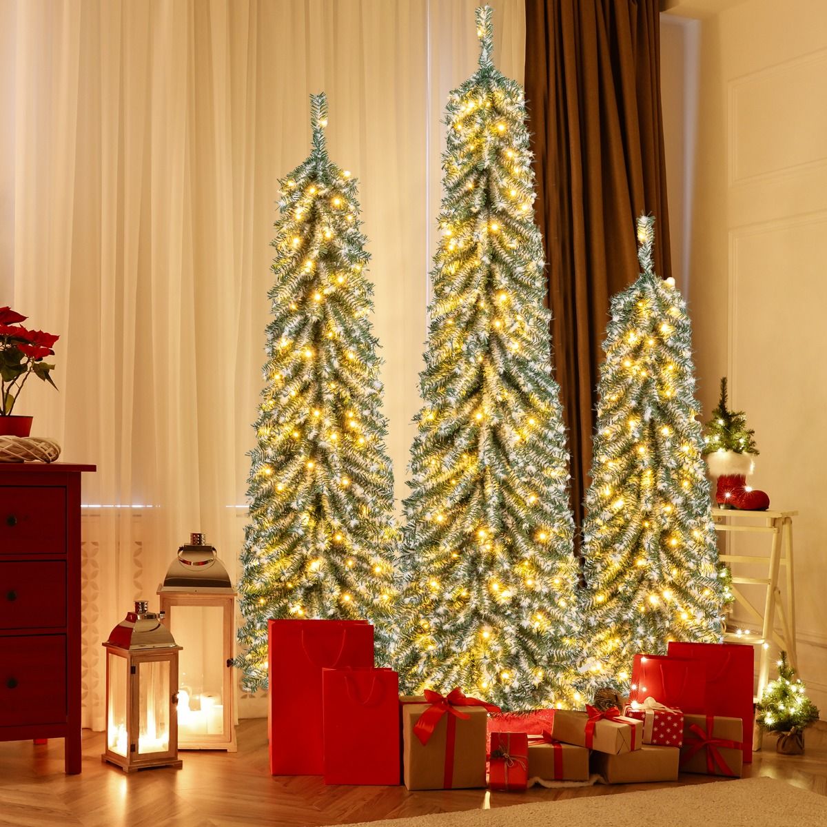 Lot d'arbres de Noël artificiels Coast - en forme de crayon - avec neige artificielle et éclairage LED - 120/150/180 cm