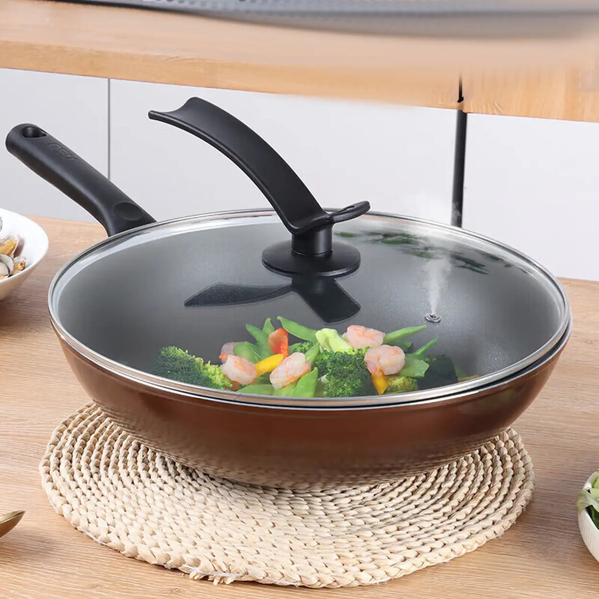 Couvercle de casserole en verre trempé - 34 cm - Avec orifice d'évacuation de la vapeur - Résistant à la chaleur - Bord en acier inoxydable - Poignée de 13 cm