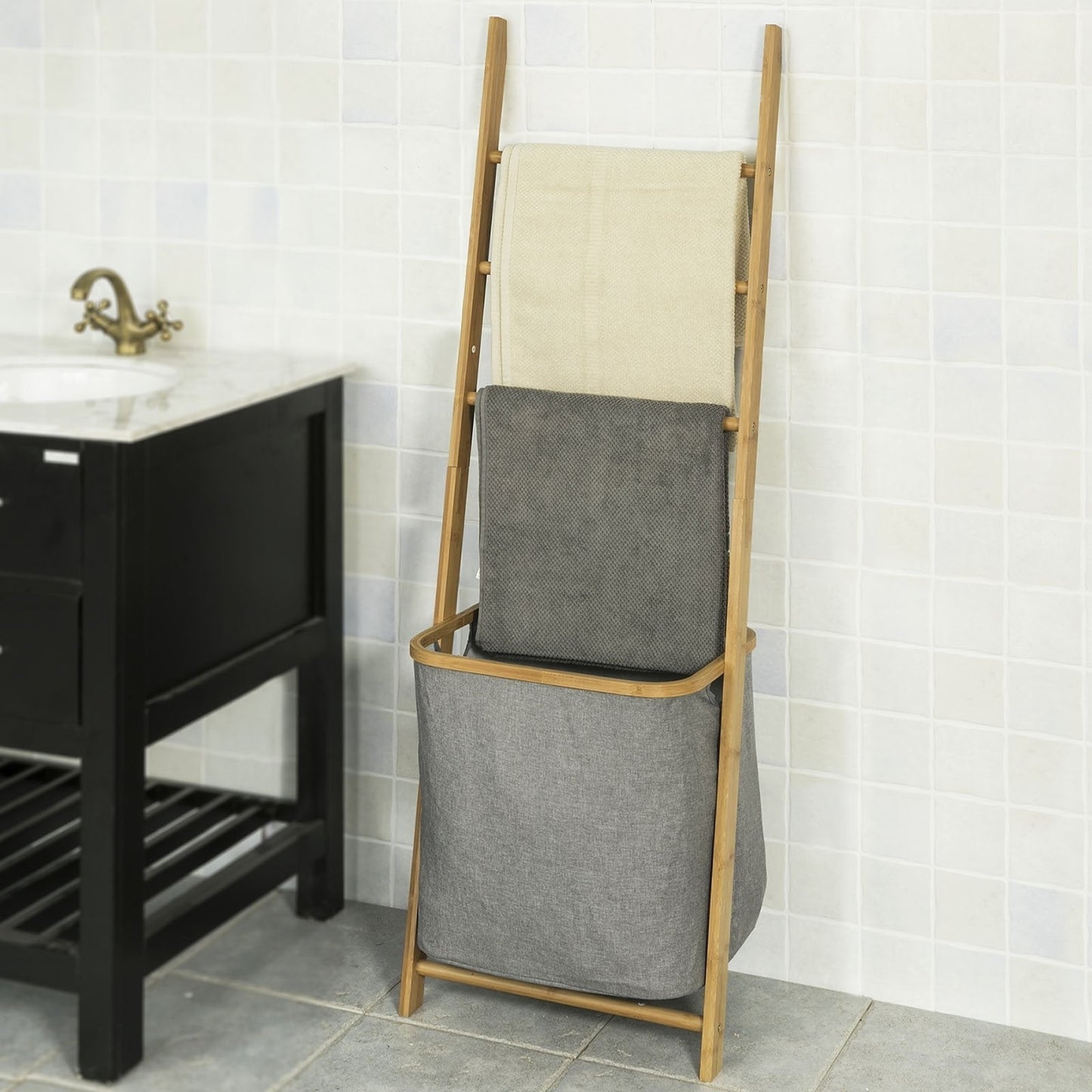 SoBuy Etagère de salle de bain - 3 tringles - Panier à linge amovible - 44x27x138 cm - Bambou