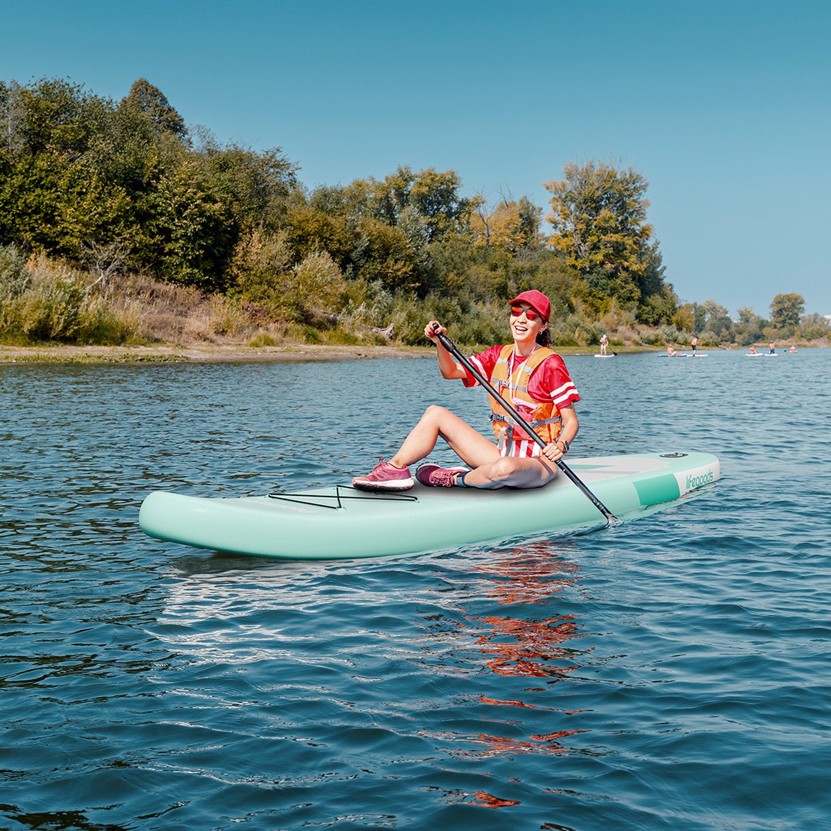 LifeGoods SUP Board - All-round Compact - 100 KG Carrying Capacity - Inflatable - Complete SUP Package - Pastel Green
