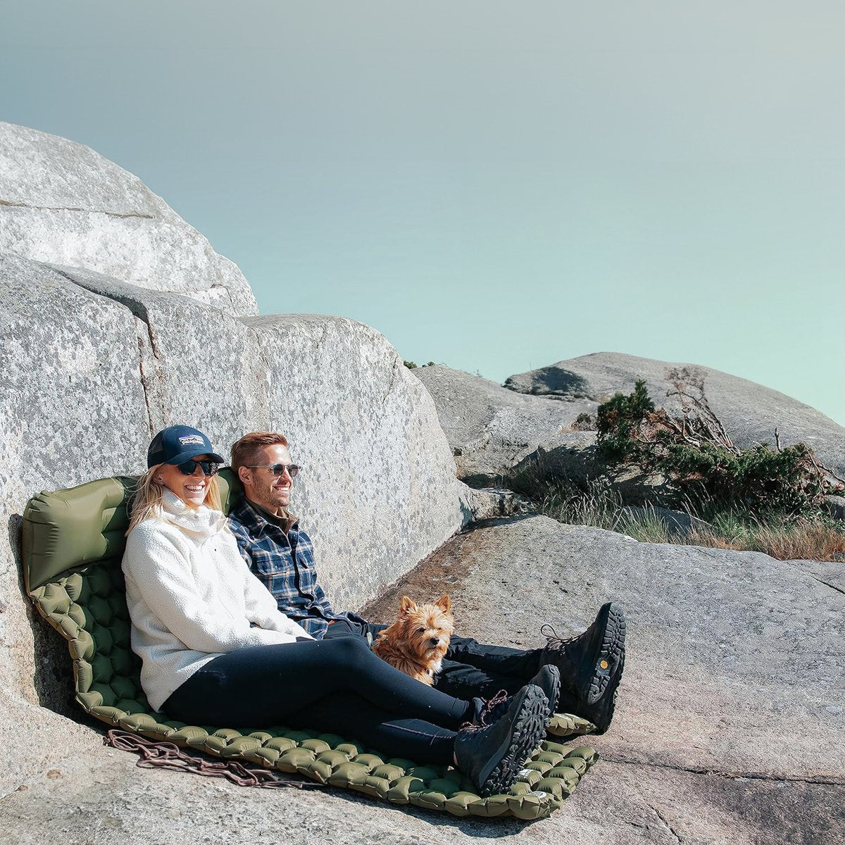 Travelhawk Airbed - Lit de camping - Pompe intégrée - 1 personne - Matelas de couchage 1 personne - Système Click - Vert