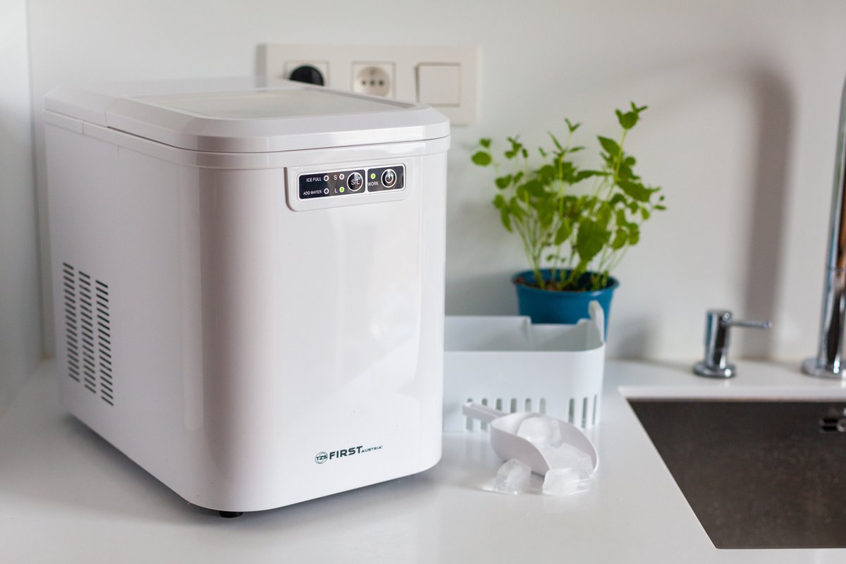 TZS First Austria 5104 Machine à glaçons - Machine à glaçons avec cuillère et bac de récupération - 2.2L - Blanc