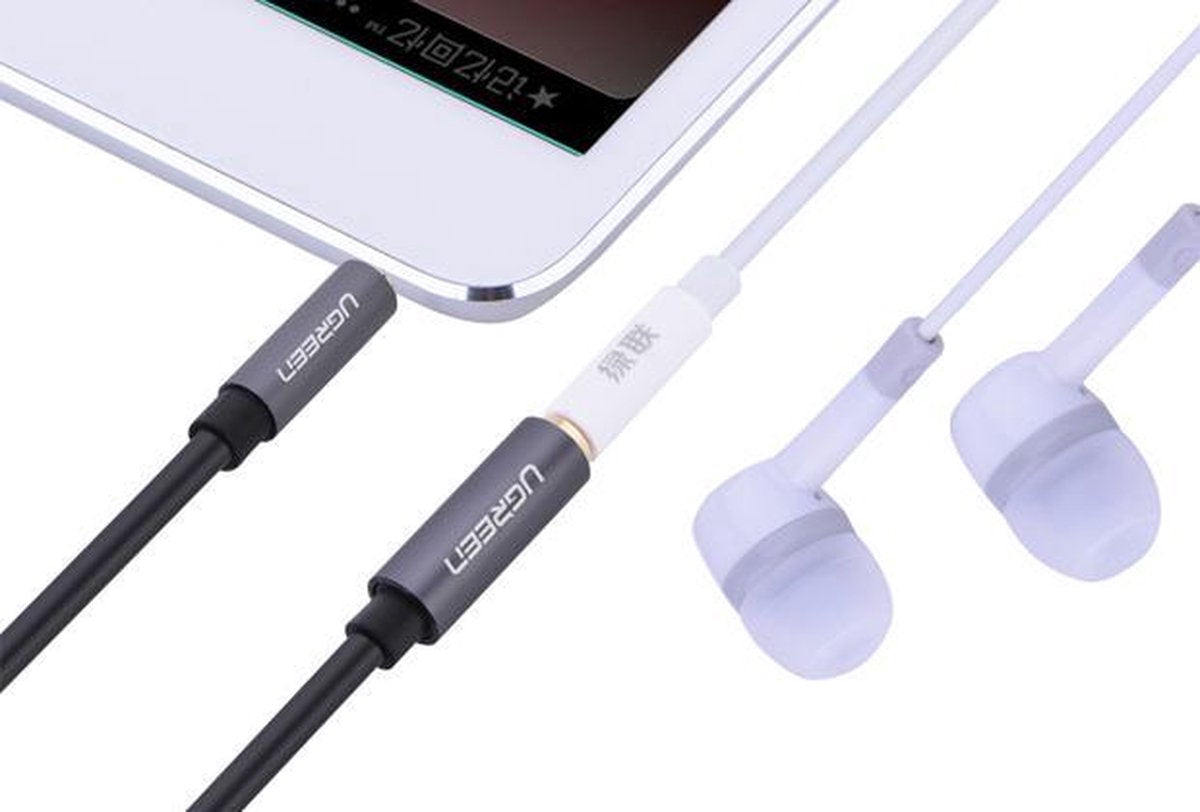 Ugreen - Câble de rallonge Audio Jack AUX 3.5mm - 2 mètres - 3.5mm Femelle - Transparent