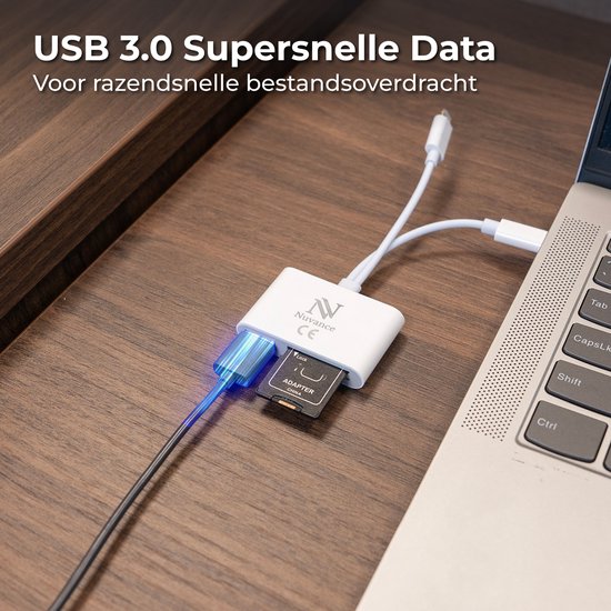 Nuvance SD Card Reader - 3 en 1 - Micro SD Card - USB to USB C - 8-Pin - Convient à tous les téléphones, tablettes et ordinateurs portables
