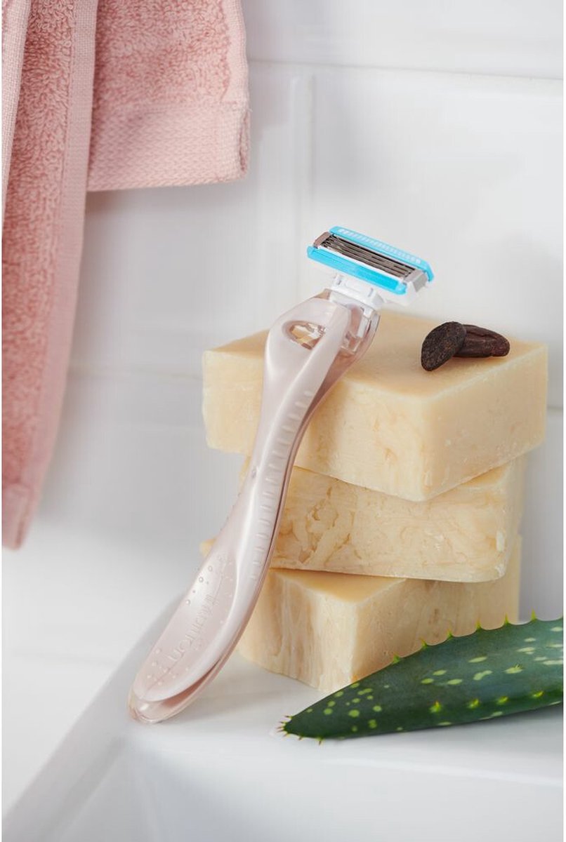Wilkinson Woman Intuition Sensitive Touch - Rasoir - +3 Lames de rechange