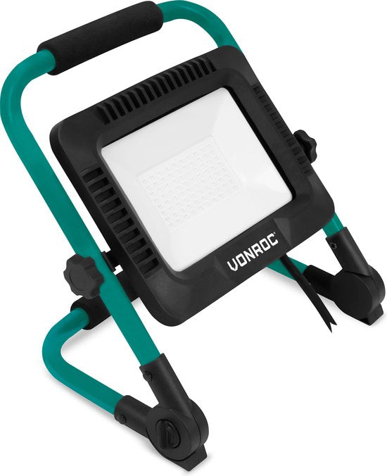 VONROC Lampe de travail à Led 50W - Pliable - Inclinable - Grand angle de rayonnement 120°.