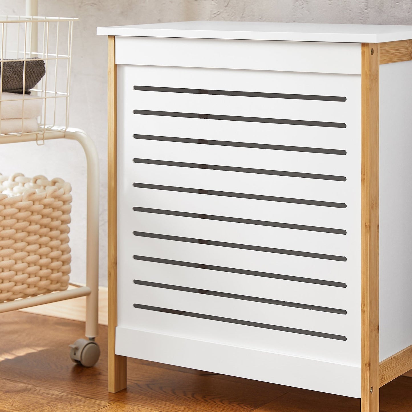 SoBuy FSS66-WN Panier à linge avec couvercle - 69 x 13 x 54 cm - Blanc