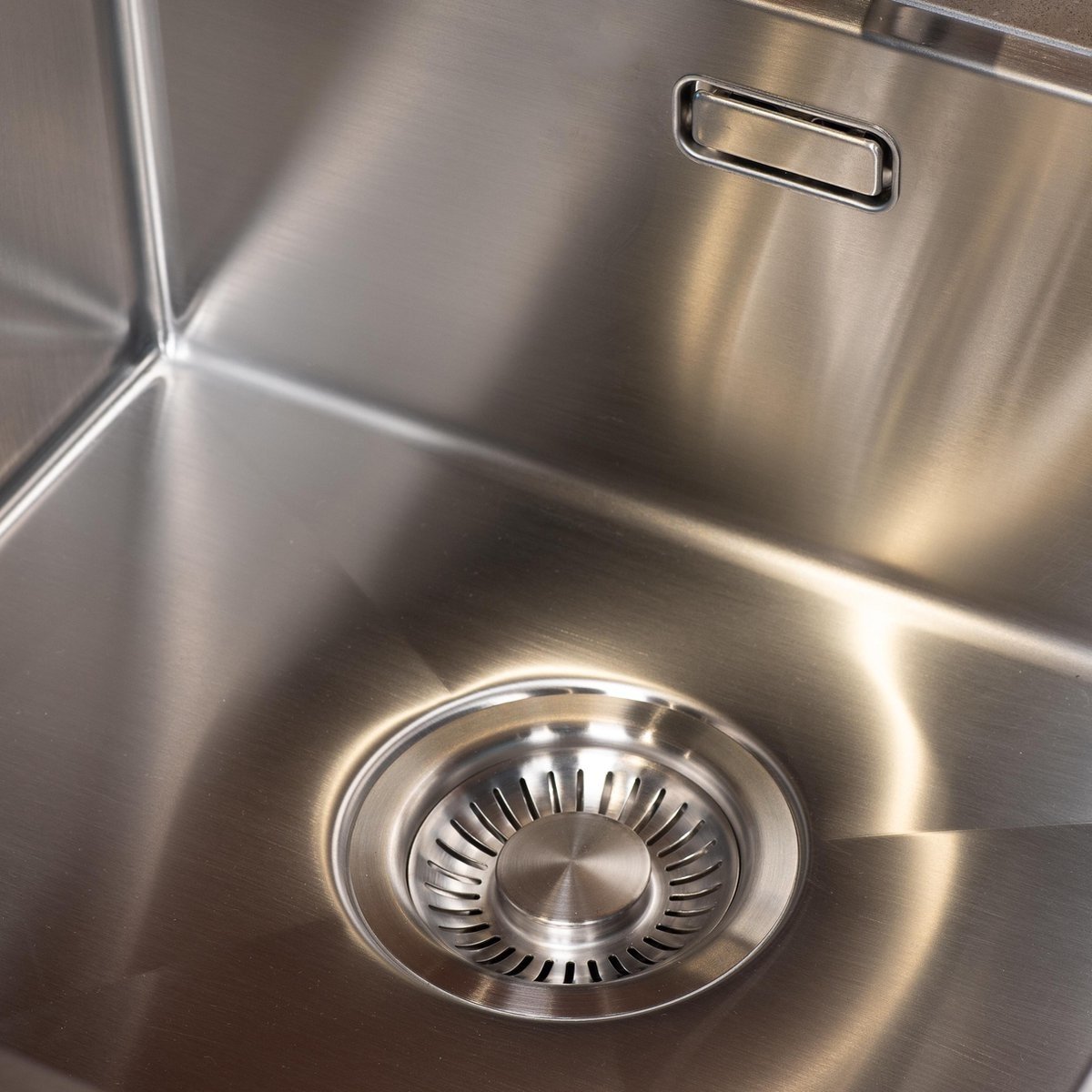 Mizzo Linea Dubbele Spoelbak 40-40X40CM - Wasbak Keuken - Onderbouw / Vlakbouw / Inbouw - RVS Gootsteen 1.2mm dik