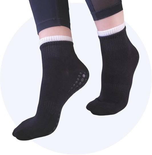Hilvard Pilates socks - Chaussettes de yoga - Chaussettes de cheville - 3 paires - Noir et blanc - Chaussettes antidérapantes - Taille unique