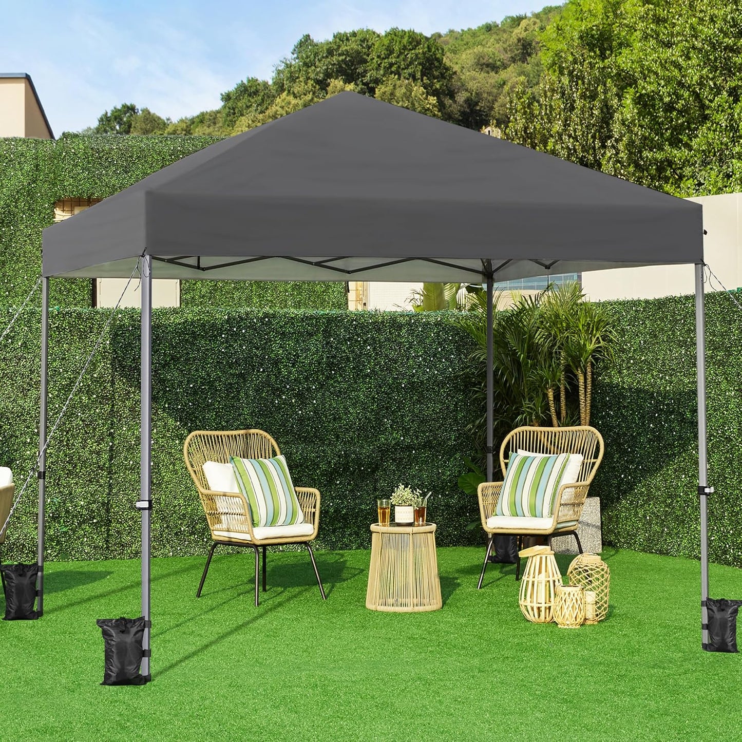 Pavillon pliable Yaheetech 3 x 3 m, gris foncé - Imperméable - Protection UV 50+ - S’accompagne de piquets, de sacs de sable et d’un sac de transport